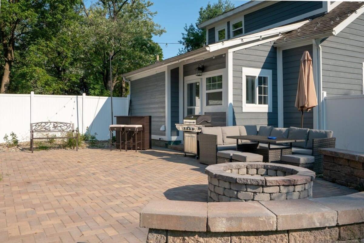 The Lucky Charm Home Of The Fighting Irish! Bbq Outdoor Games Coffee South Bend Buitenkant foto